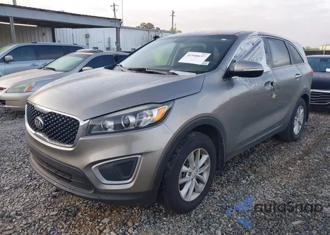 2017 Kia Sorento 2.4L L из США, поврежденный, VIN 5XYPG4A36HG259429